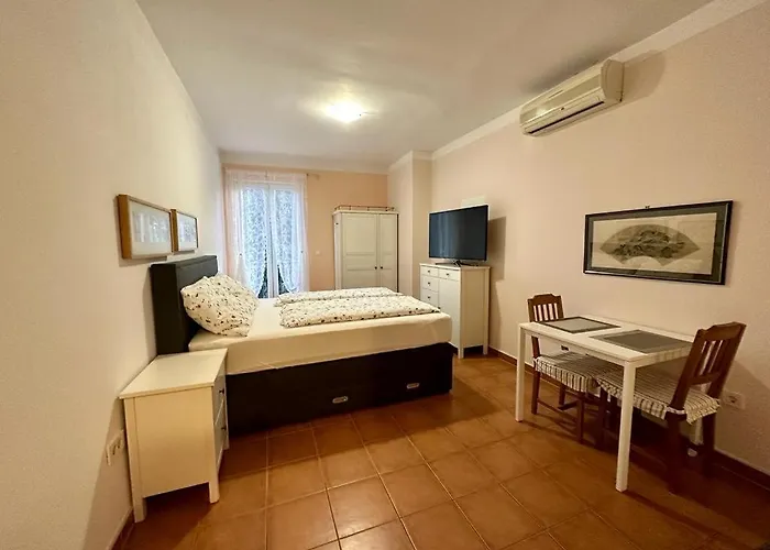 Apartman Ivana 3 *
